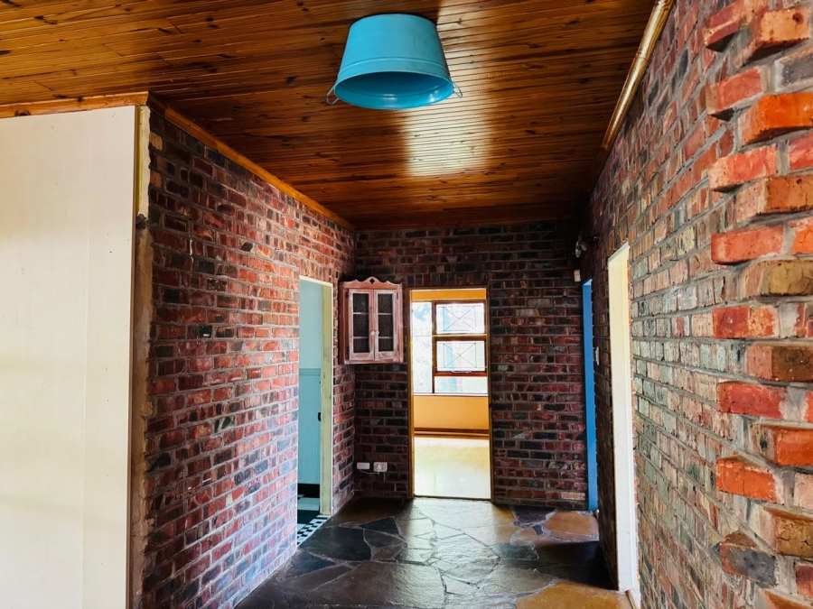 4 Bedroom Property for Sale in C Place Eastern Cape